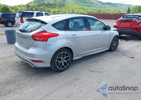 2016 Ford Focus Se z USA, uszkodzony, nr VIN 1FADP3K25GL266254